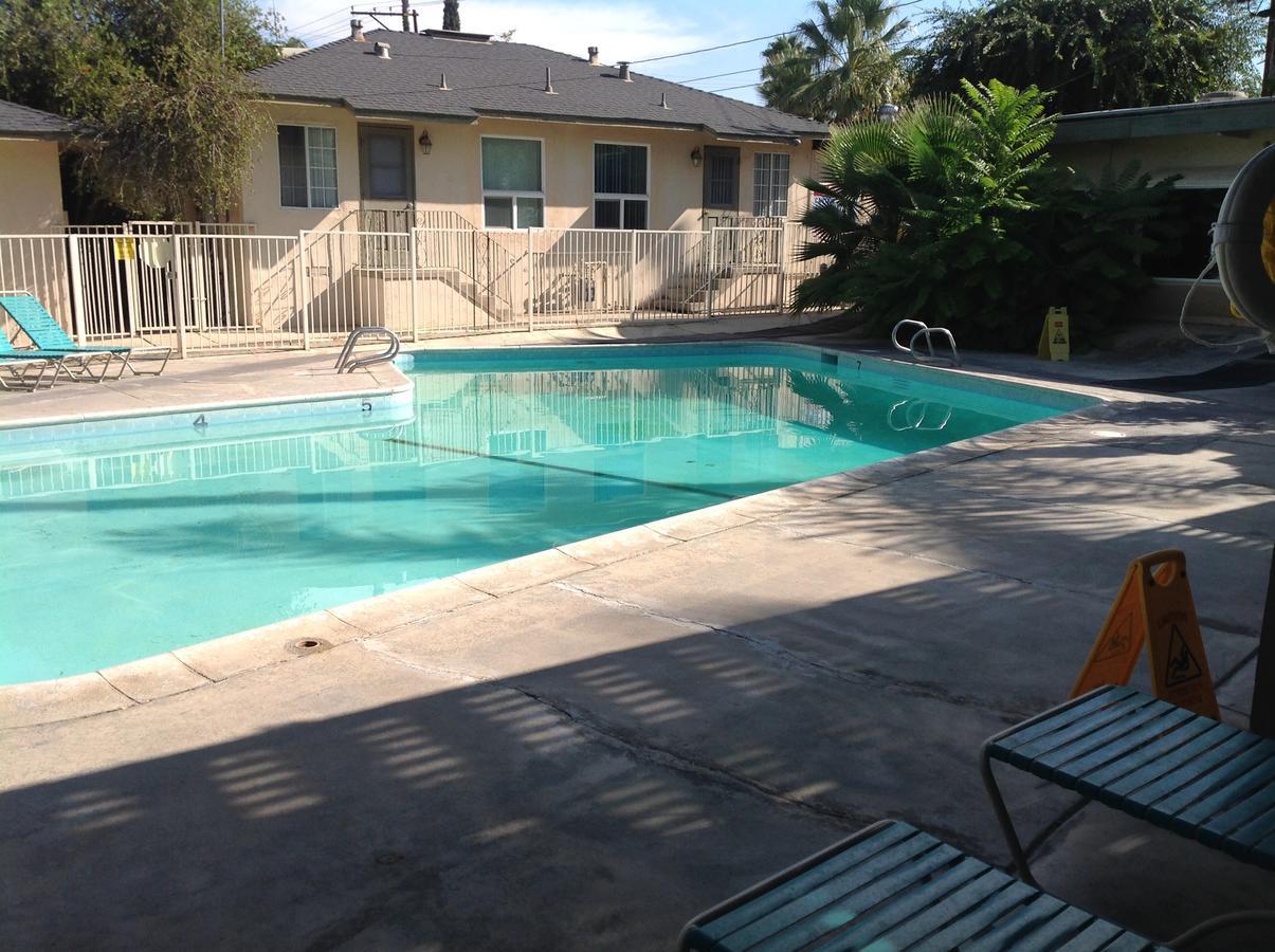 Elsinore Hotsprings Motel Lake Elsinore Exterior photo